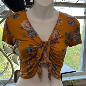 Floral Tie Front Crop Tee